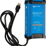 Blue Smart IP22 Charger 12/15 + DC Connector