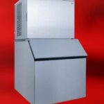 SnoMaster - 250Kg/24Hr Commercial Square Block Type Ice-Maker - Stainless Steel (Including 160Kg Storage Bin)